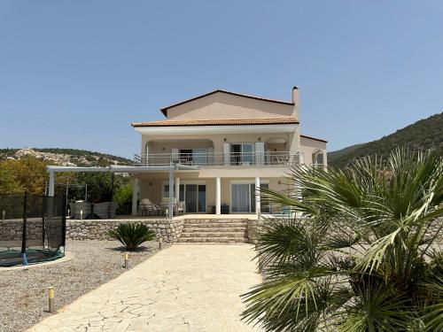 Luxe Villa Livadia, 10 personen