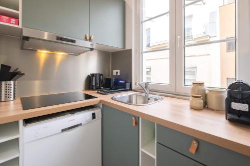 Elegant 1 BR - Palais Royal 2
