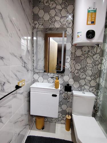 Ένα μπάνιο στο Studio neuf au cœur de centre ville