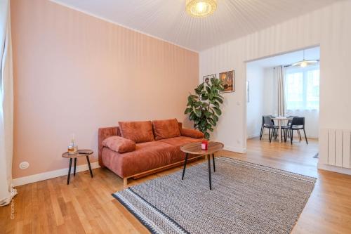 A Home Designed Especially for Groups