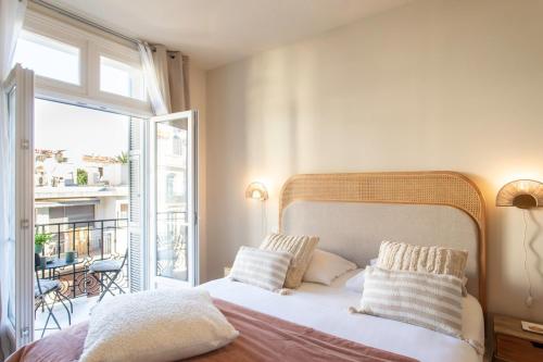 L10 Staywizus - Suite Clemenceau Central, next train station, AC
