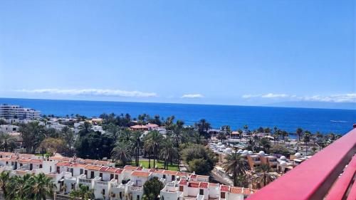 Sea Views - Pool - Top Location - Free Parking