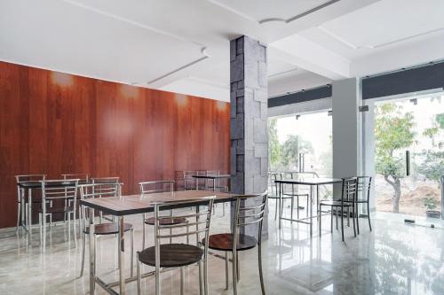 Εστιατόριο ή άλλο μέρος για φαγητό στο Super Hotel O Rudra palace