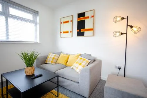 Bespoke Apartments Near Cardiff City Centre Free Parking photo 7