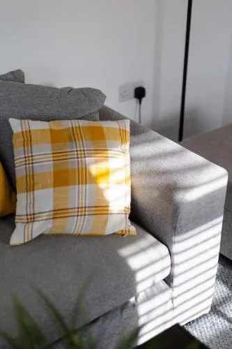 Bespoke Apartments Near Cardiff City Centre Free Parking photo 5
