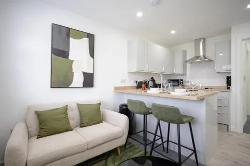 Bespoke Apartments Near Cardiff City Centre Free Parking photo 57