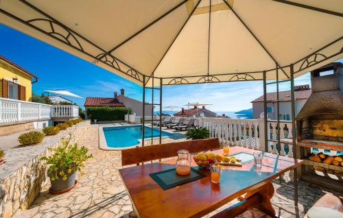 Amazing Apartment In Rabac