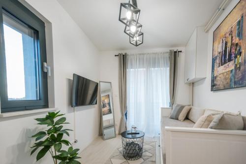 LuxStay Apartments APT4 - Private Parking, Balcony