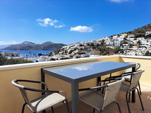 ENDLESS VIEWS PANTELI LEROS