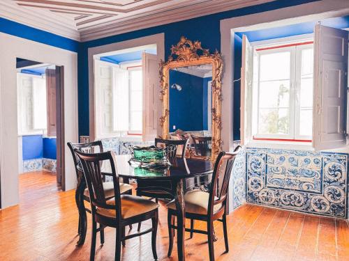 NEW! Stylish & Central - Blue Bica Campos