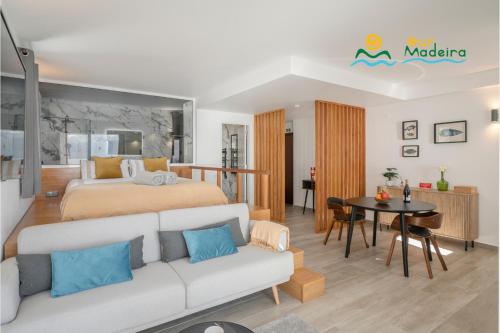 Premium quiet apt Funchal seafront Oceanbreeze