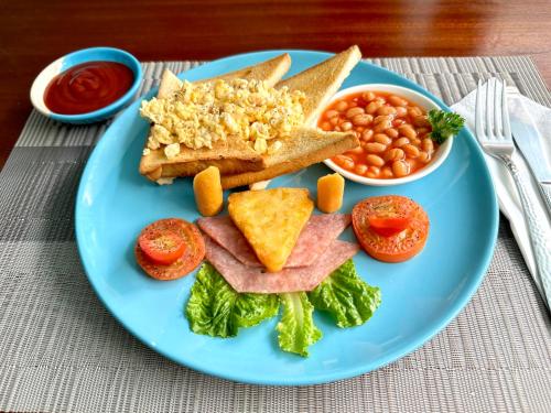 Jídlo v hotelu nebo okolí