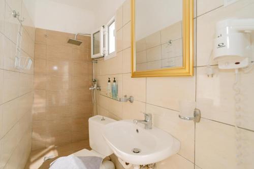 Koupelna v ubytování Ionio Gastronomy Suites