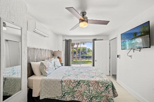 Ένα ή περισσότερα κρεβάτια σε δωμάτιο στο The Gulfview Grande