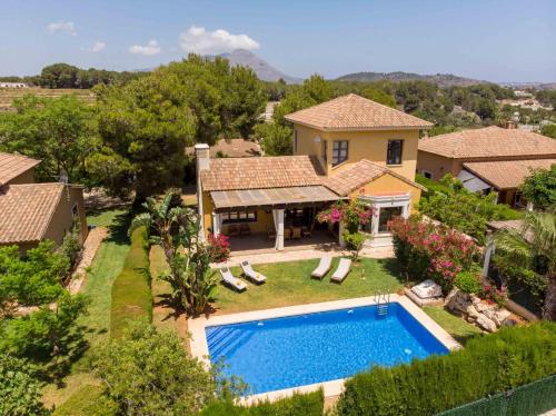 Villa Abaesko by Rock Rentals