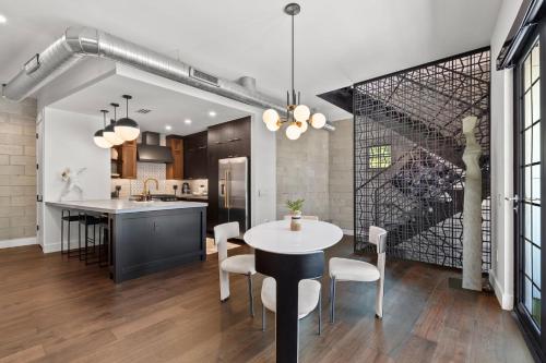 Foto Tampas asuva majutusasutuse Two Luxurious Hyde Park Homes with 5 Star Amenities galeriist