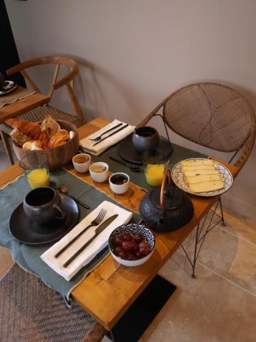 Jídlo v penzionu nebo okolí