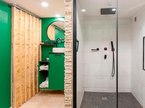 Koupelna v ubytování Marineland