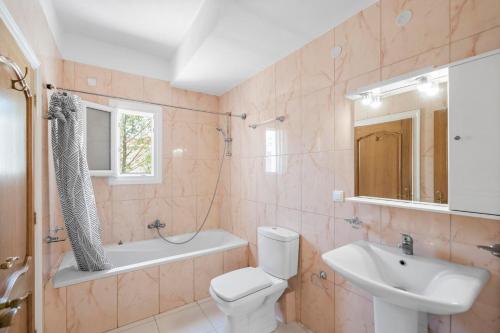 Ένα μπάνιο στο Panorama Julia