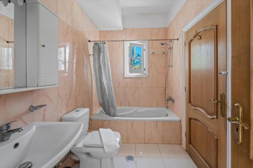 Koupelna v ubytování Panorama Andrea