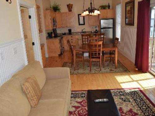 A seating area at Andrew Tate Condos