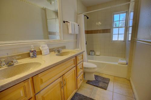 Vannituba majutusasutuses The bell tower #2503