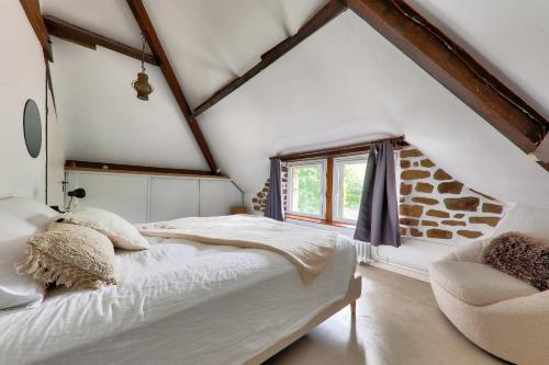 Postel nebo postele na pokoji v ubytování Chaumiere bretonne avec jardin - Golfe du Morbihan