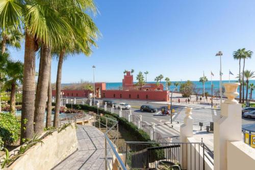 EL ESTUDIO DE LA PLAYA Apartamentos Benalbeach