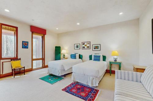 Aspen Meadows Resort 111 photo 2