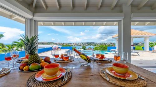 Villa Star Beach - Private pool and sea view!