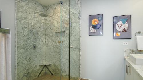 Ένα μπάνιο στο Stunning family paradise E2005 Encantame