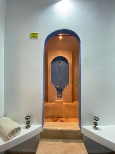 Ένα μπάνιο στο Riad des remparts d'agdal