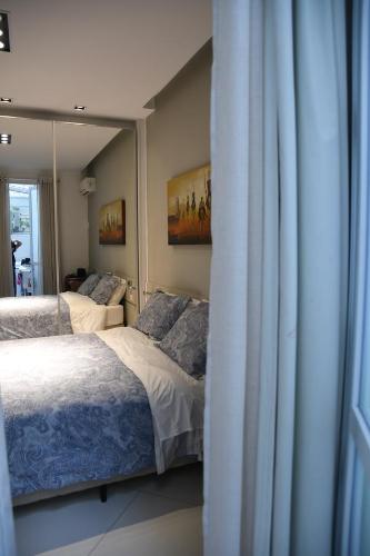 Lova arba lovos apgyvendinimo įstaigoje Charming Apartment in the best area of Ipanema