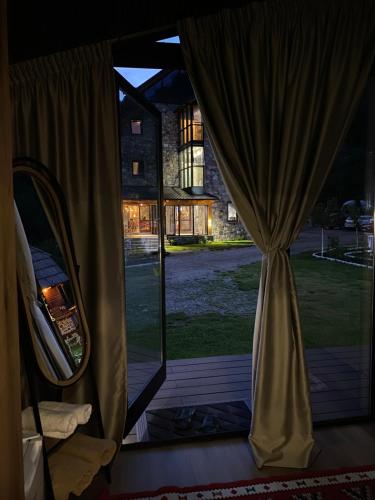 Foto dalla galleria di Guesthouse Prrockaj Theth a Theth