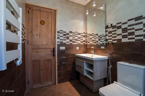 Ένα μπάνιο στο Ain Chaouen