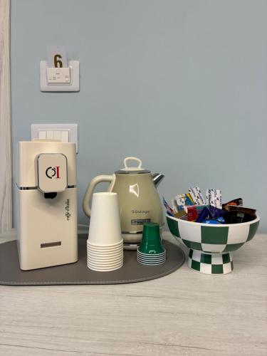 a group of appliances sitting on a counter at Il giardino di Silvia in Isernia