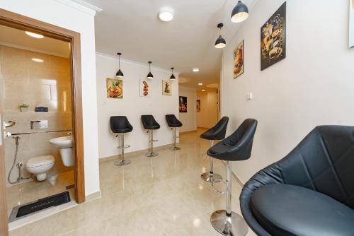 Phòng tắm tại Rock Pyramids Hotel