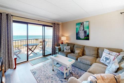 Χώρος καθιστικού στο Waikiki 102