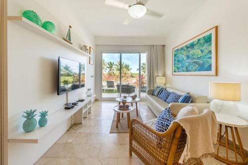 Vista Family Garden Suite Pool front 2 Bdrms