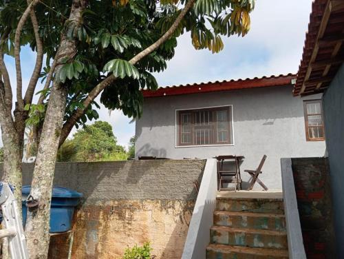 Το κτήριο όπου στεγάζεται  η παραθεριστική κατοικία