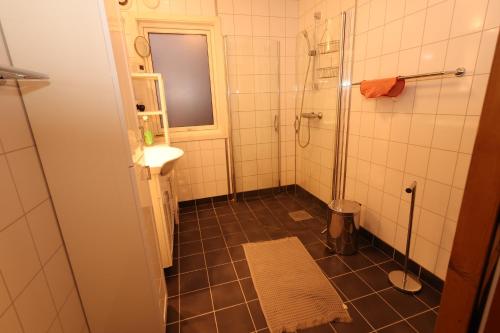 Koupelna v ubytování Beautiful view, good location, 2 beds, 1 bedroom