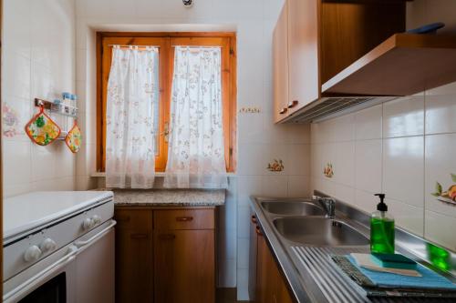 Kuchyň nebo kuchyňský kout v ubytování Casa vacanze Cecilia a Otranto