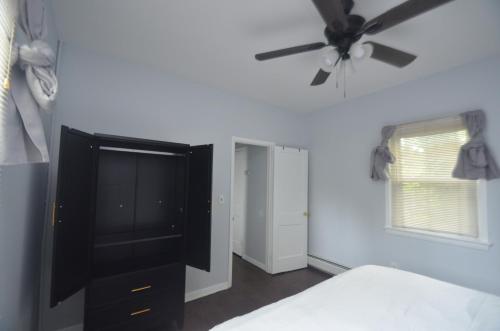 Gallery image of 322-324 South 3rd Ave in Highland Park