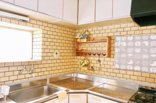 Totoro's Hideout Cute Character Style Japanese Entire House Near Public Transport 7 min Walk 2 Baths 2 Toilets Direct to Airport Namba Shinsaibashi and Kuromon Market