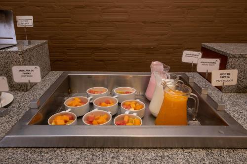 Jídlo v hotelu nebo okolí