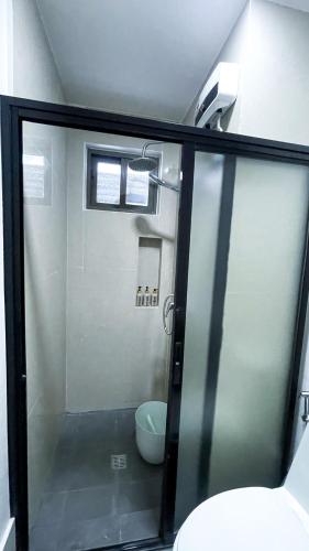 Koupelna v ubytování Quiet Modern Studio for Work and Rest