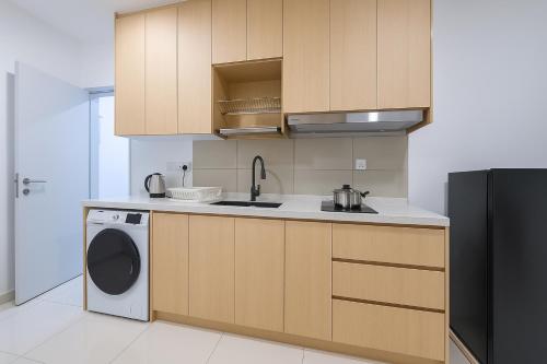 Η κουζίνα ή μικρή κουζίνα στο Majestic Imperial Suites KLCC