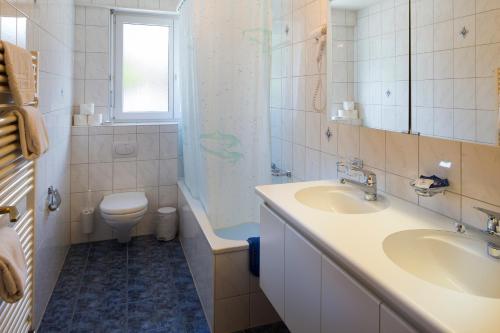 Koupelna v ubytování Hotel Sörenberg