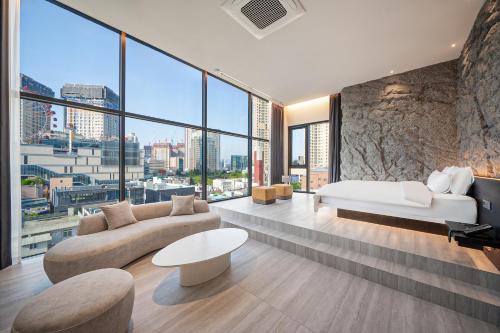 Imagen de la galería de 대구 동성로 호텔 에이유, en Hyomoktong-Ilgu