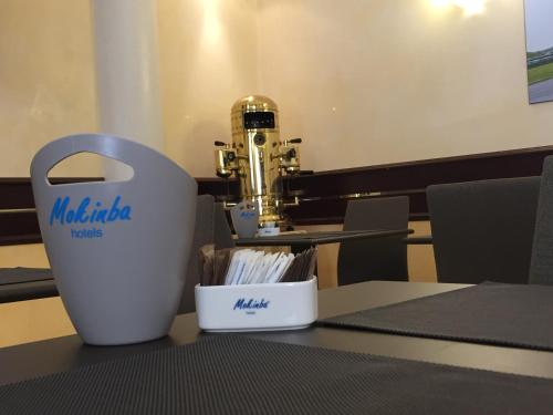 Εστιατόριο ή άλλο μέρος για φαγητό στο Mokinba Hotels Baviera
